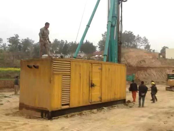 泰山如何判断水冷式机油散热器密封件是否需要更换？
